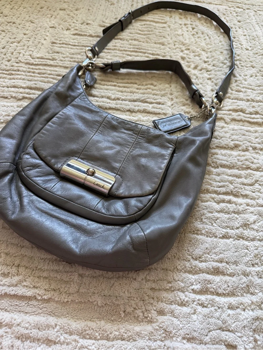 Coach Kristin Gray Leather Zipper Hobo Crossbody Shoulder Bag Style 16808 - Picture 2 of 11